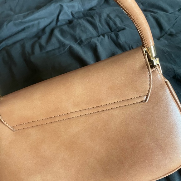 Madison west over the shoulder purse - Picture 5 of 5